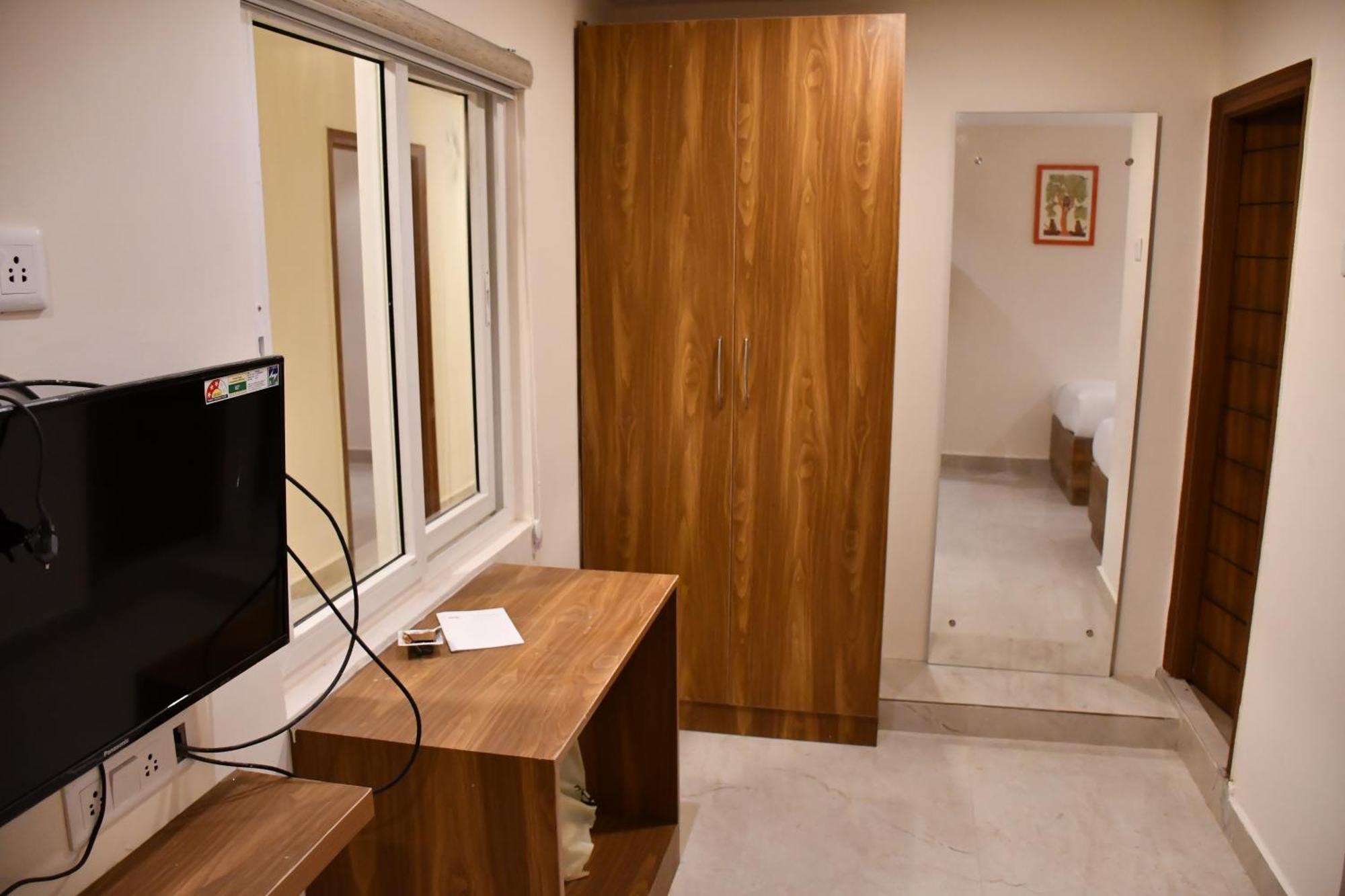 Hotel Dhruv Elite And Banquets Hyderabad Exterior foto
